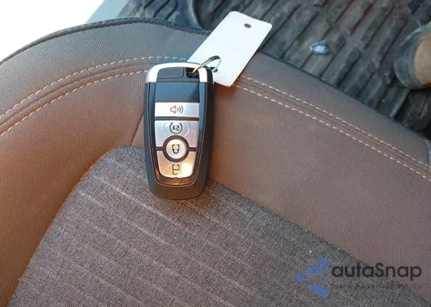 2021 Ford Bronco Outer Banks z USA, uszkodzony, nr VIN 1FMEE5DP2MLA79585